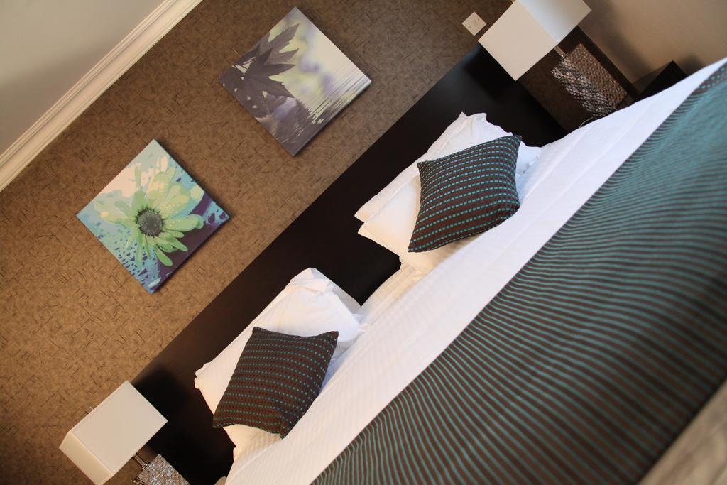 Greenvale Hotel Cookstown Kamer foto