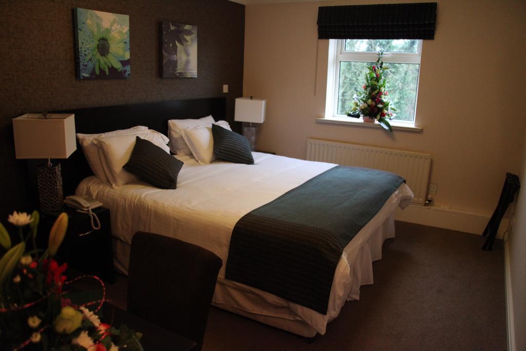 Greenvale Hotel Cookstown Buitenkant foto